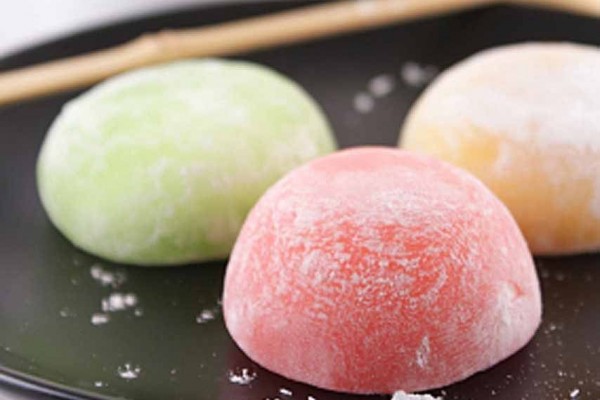 Mochi Cakes - Japanese Traditional Snacks